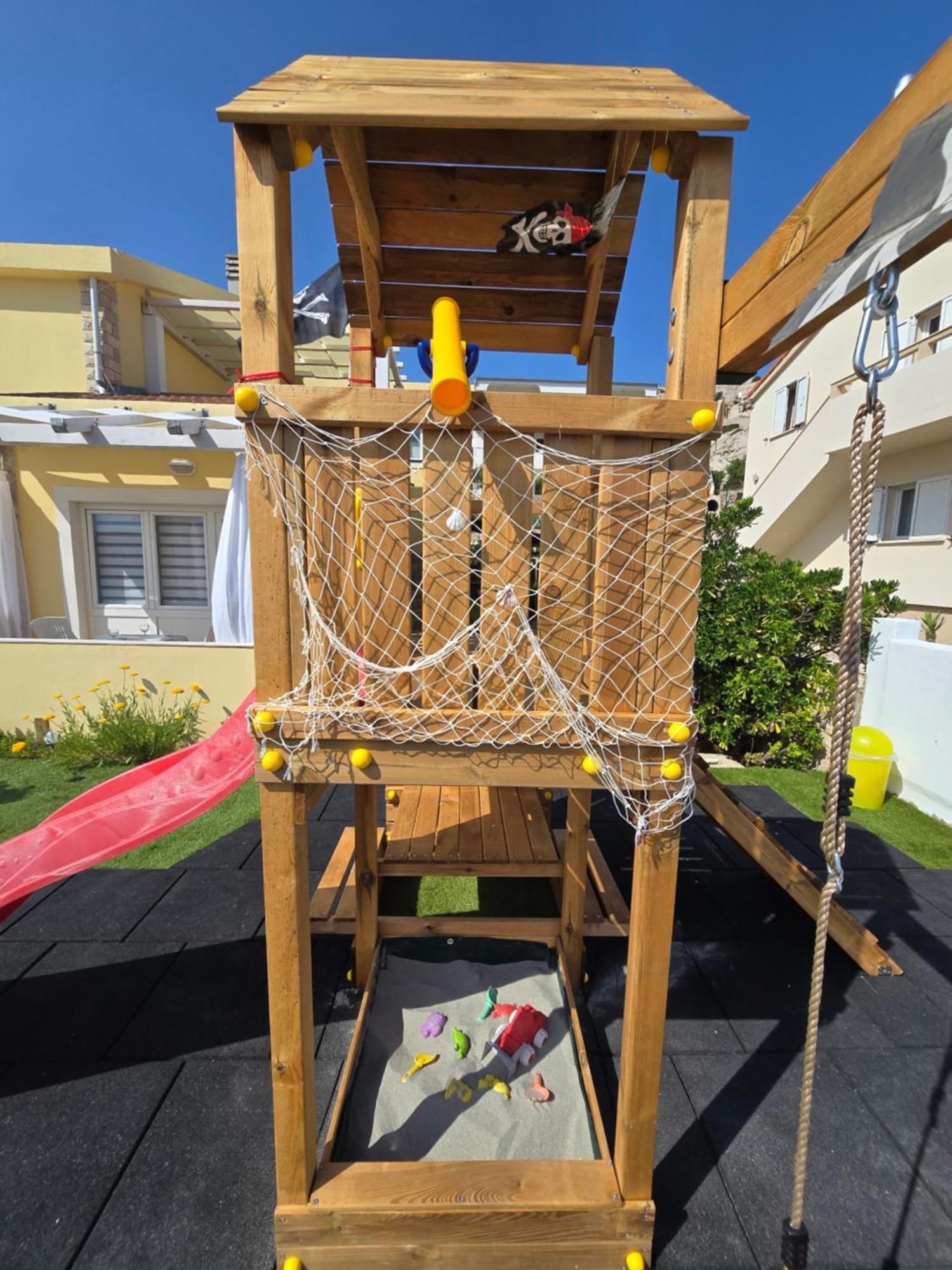 Grguric Apartman Pag Town