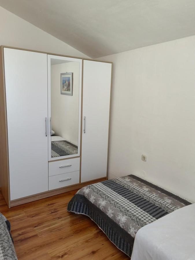 Apartment Grguric *